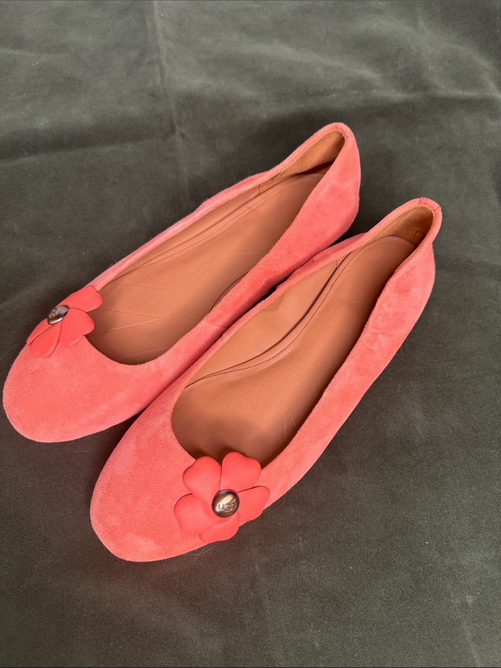 UGG Thea Poppy ballet flats in coral - size 8.5